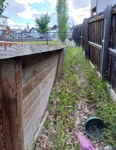 A Home Inspection revealing Retaining Wall is failing.